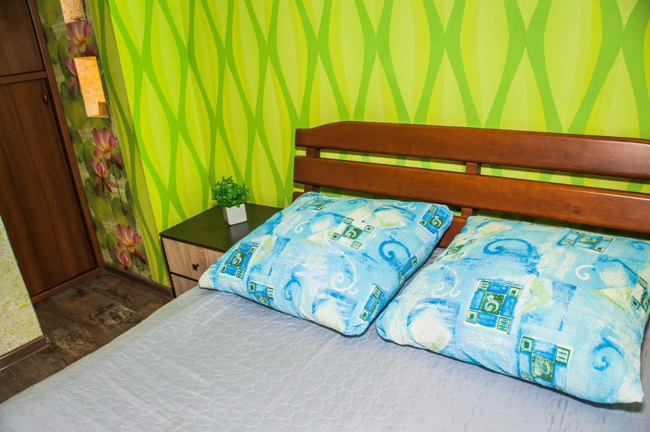 Private Odessa Apartment ครือชานนิฟกา ภายนอก รูปภาพ