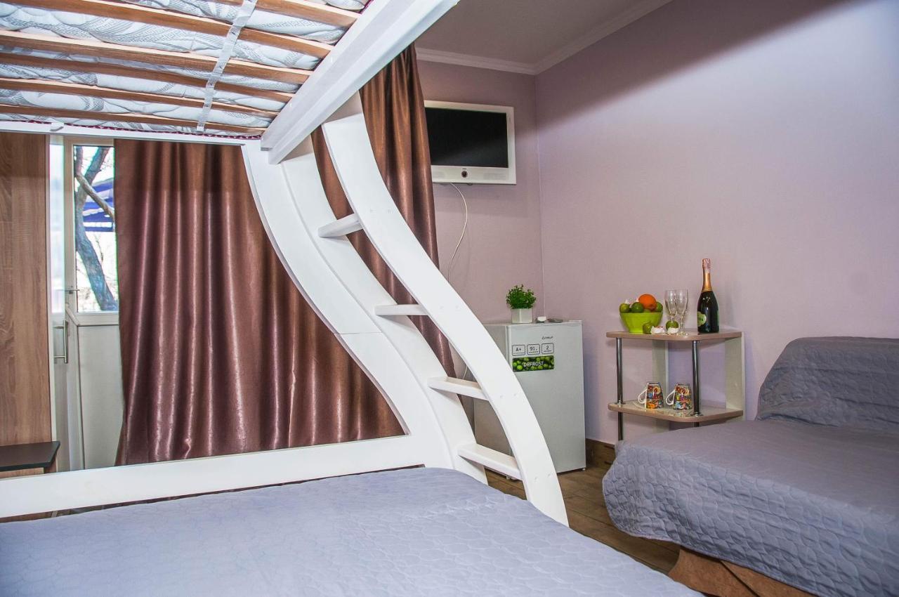 Private Odessa Apartment ครือชานนิฟกา ภายนอก รูปภาพ
