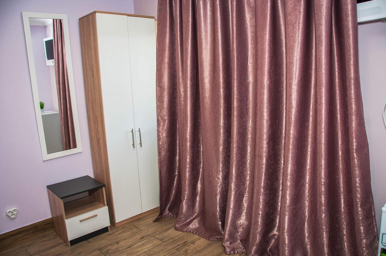 Private Odessa Apartment ครือชานนิฟกา ภายนอก รูปภาพ