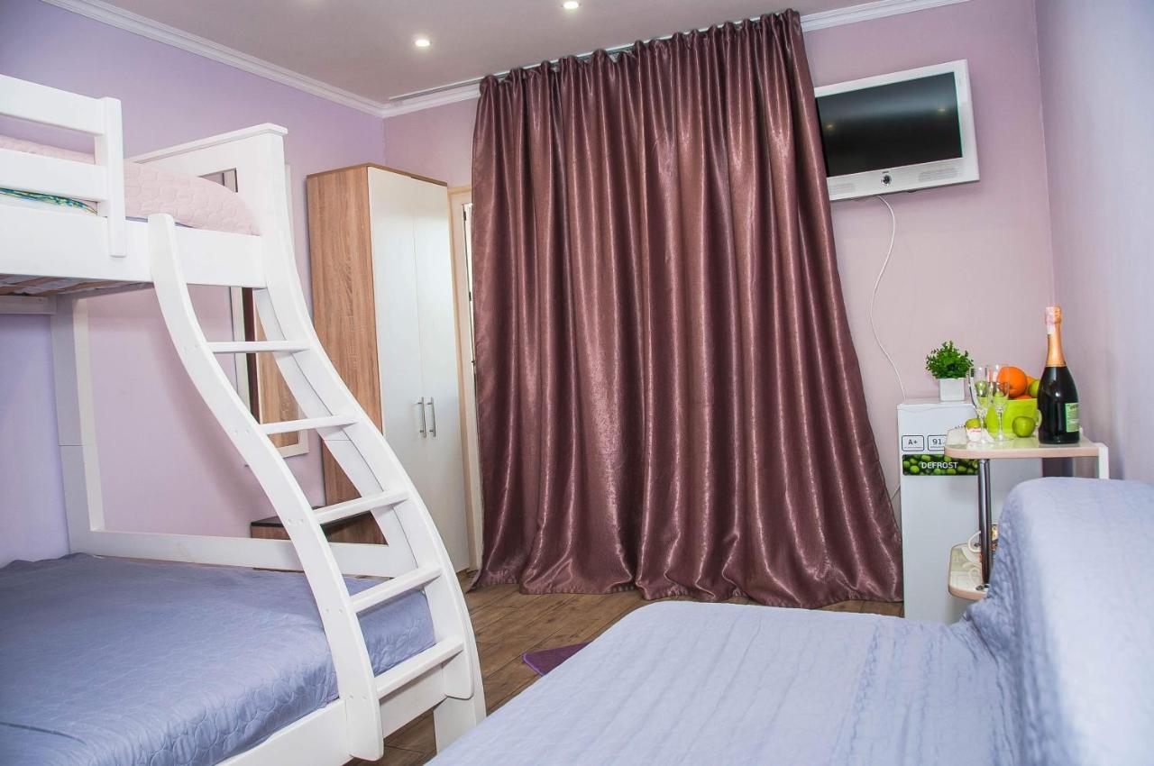 Private Odessa Apartment ครือชานนิฟกา ภายนอก รูปภาพ