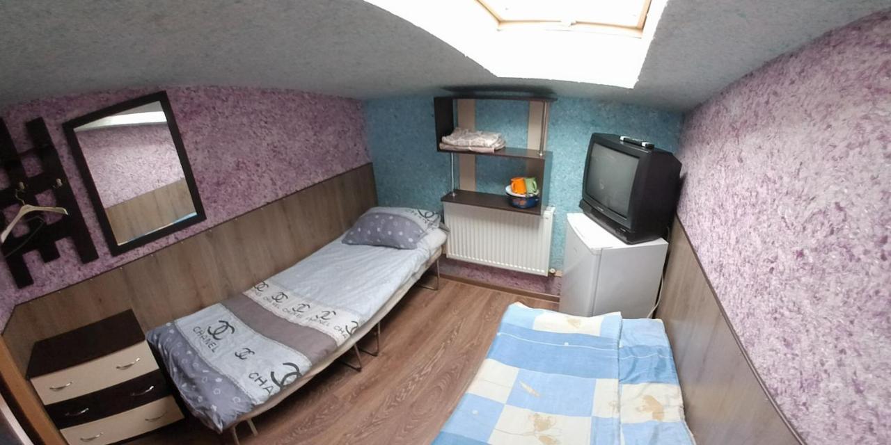 Private Odessa Apartment ครือชานนิฟกา ภายนอก รูปภาพ