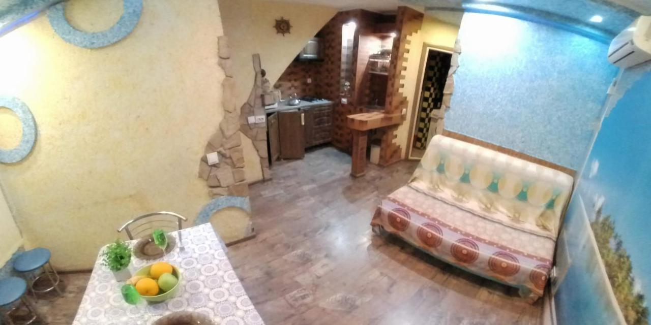 Private Odessa Apartment ครือชานนิฟกา ภายนอก รูปภาพ